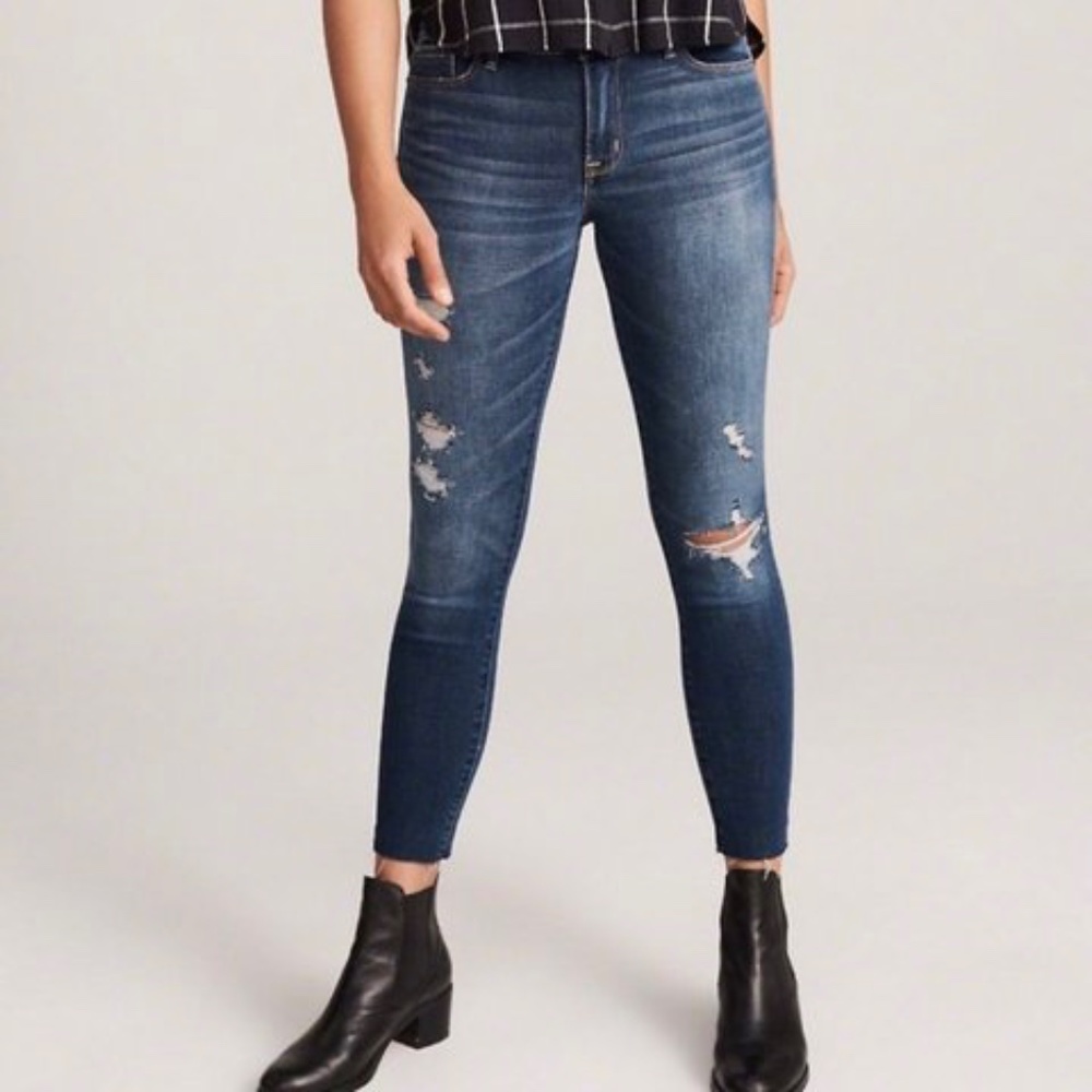 Abercrombie & Fitch Harper Low Rise Ankle Jeans - Picture 1 of 11
